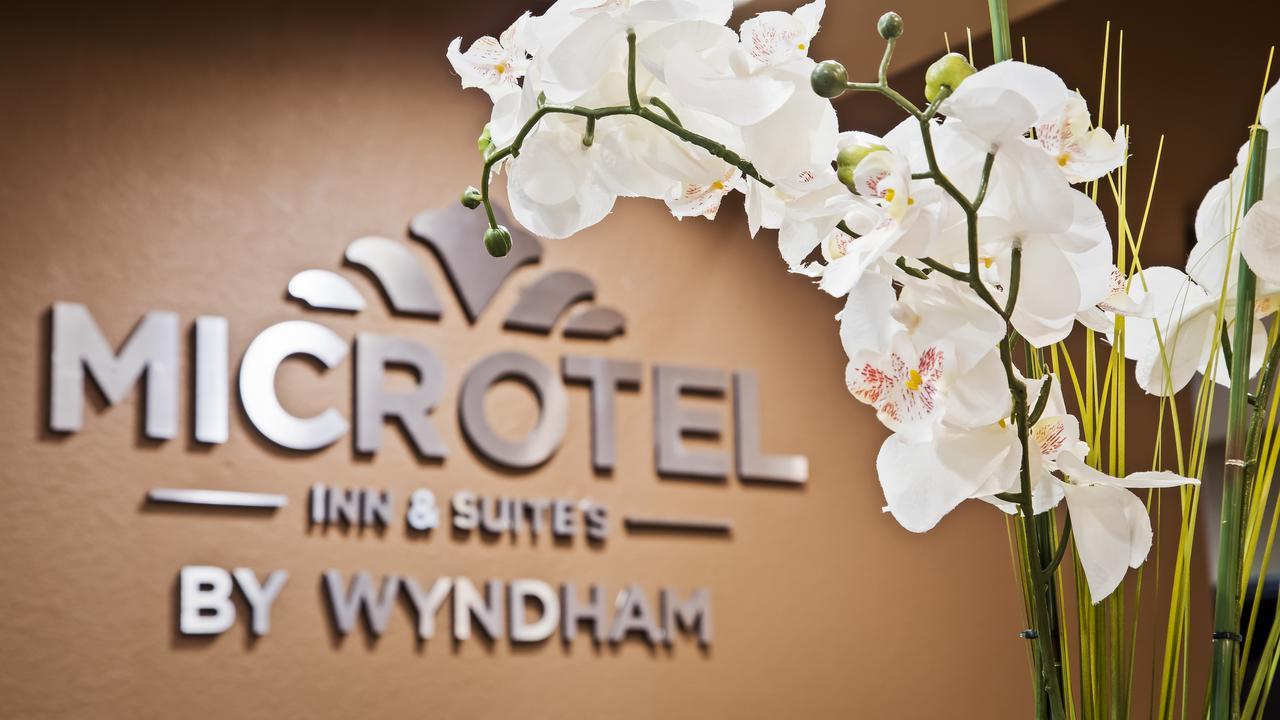 Microtel Inn & Suites By Wyndham Раунд-Рок Экстерьер фото